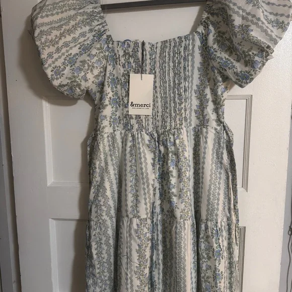 Floral Blue and White Dress - Picture 5 of 8